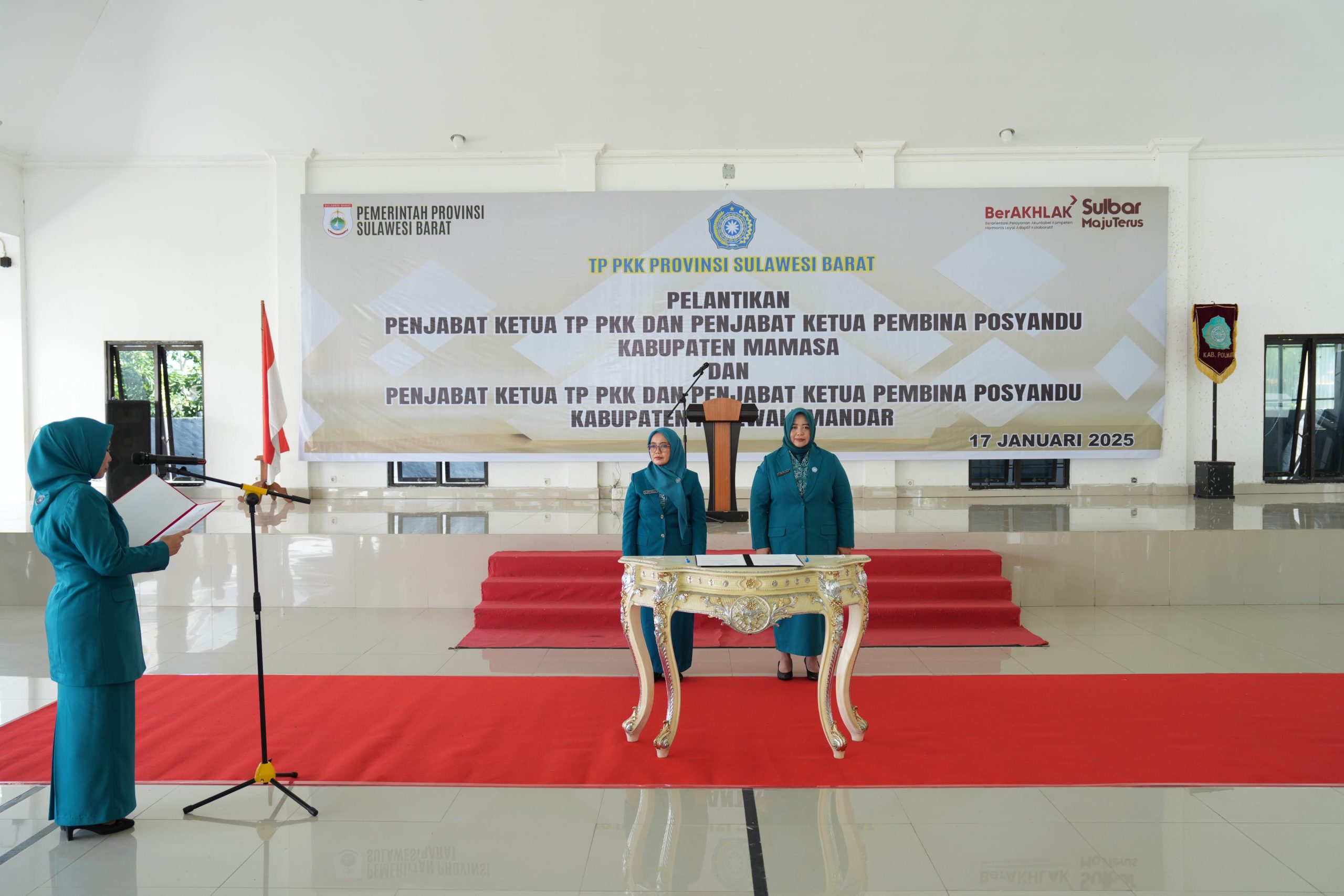 Pelantikan Ketua PKK Mamasa dan Polman